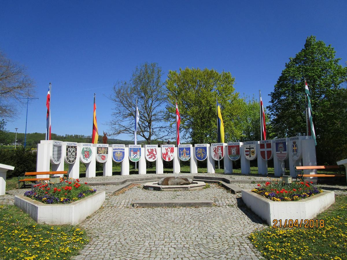 Privatzimmer Familie Wagner Pöchlarn Esterno foto